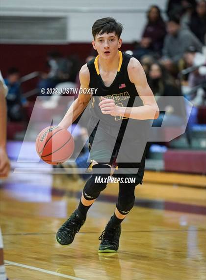 Thumbnail 3 in Owyhee vs. Eureka (NIAA 1A East Boys Championship) photogallery.