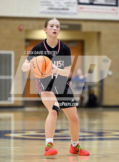 Thumbnail 1 in Colusa vs. Placer (Sutter Tournament) photogallery.