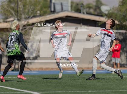 Thumbnail 3 in Truckee vs Virgin Valley (3A State Semifinals) photogallery.