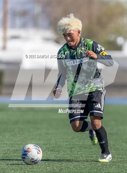 Thumbnail 1 in Truckee vs Virgin Valley (3A State Semifinals) photogallery.