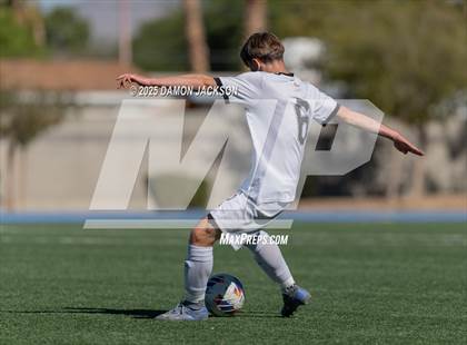 Thumbnail 3 in Truckee vs Virgin Valley (3A State Semifinals) photogallery.