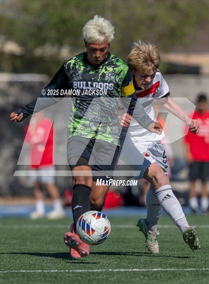 Thumbnail 3 in Truckee vs Virgin Valley (3A State Semifinals) photogallery.