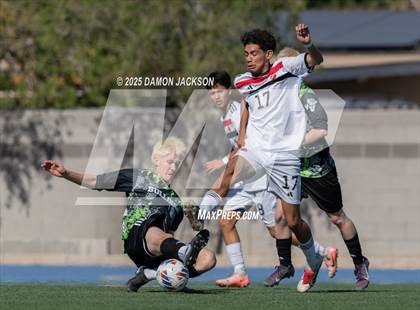 Thumbnail 2 in Truckee vs Virgin Valley (3A State Semifinals) photogallery.