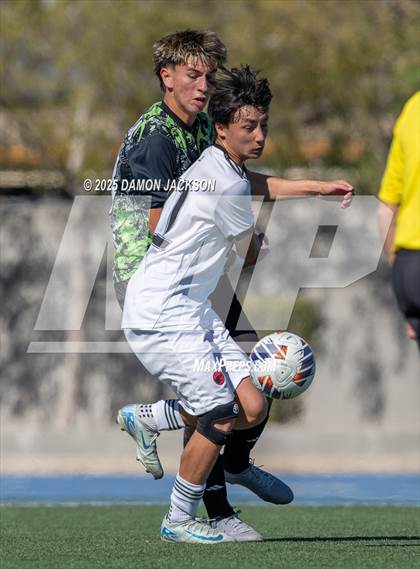 Thumbnail 3 in Truckee vs Virgin Valley (3A State Semifinals) photogallery.