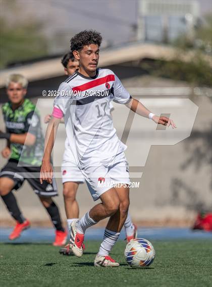 Thumbnail 3 in Truckee vs Virgin Valley (3A State Semifinals) photogallery.