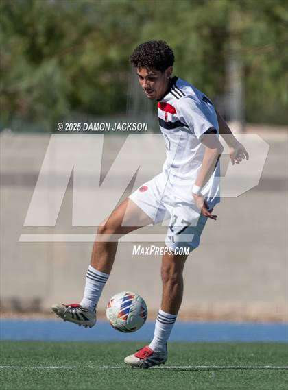 Thumbnail 3 in Truckee vs Virgin Valley (3A State Semifinals) photogallery.