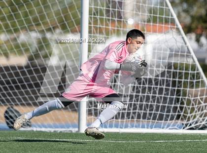 Thumbnail 2 in Truckee vs Virgin Valley (3A State Semifinals) photogallery.