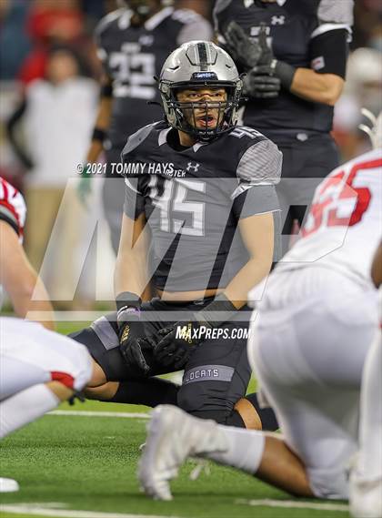 Thumbnail 1 in Guyer vs. Tomball (UIL 6A DII Semifinal) photogallery.