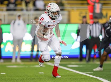 Thumbnail 2 in Guyer vs. Tomball (UIL 6A DII Semifinal) photogallery.