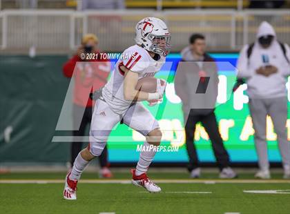 Thumbnail 2 in Guyer vs. Tomball (UIL 6A DII Semifinal) photogallery.