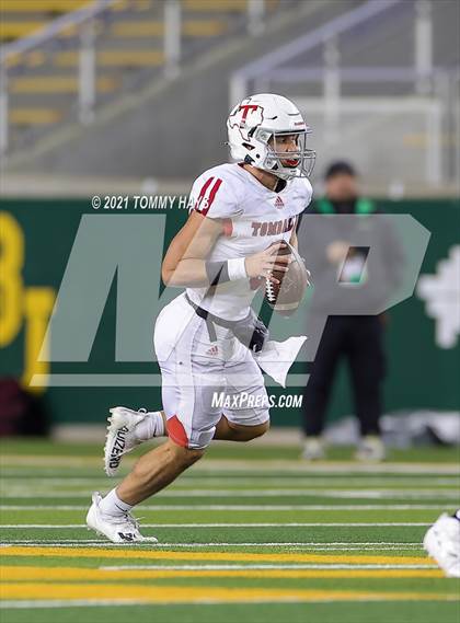 Thumbnail 3 in Guyer vs. Tomball (UIL 6A DII Semifinal) photogallery.