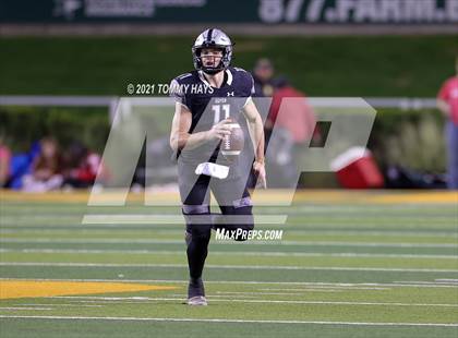 Thumbnail 2 in Guyer vs. Tomball (UIL 6A DII Semifinal) photogallery.
