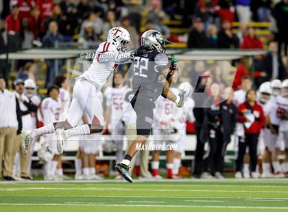 Thumbnail 1 in Guyer vs. Tomball (UIL 6A DII Semifinal) photogallery.