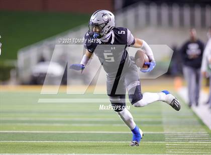 Thumbnail 1 in Guyer vs. Tomball (UIL 6A DII Semifinal) photogallery.