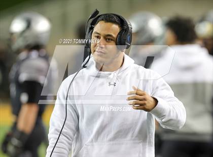Thumbnail 3 in Guyer vs. Tomball (UIL 6A DII Semifinal) photogallery.