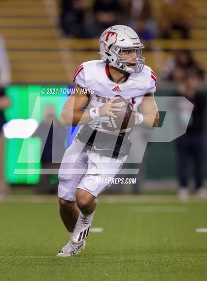 Thumbnail 1 in Guyer vs. Tomball (UIL 6A DII Semifinal) photogallery.