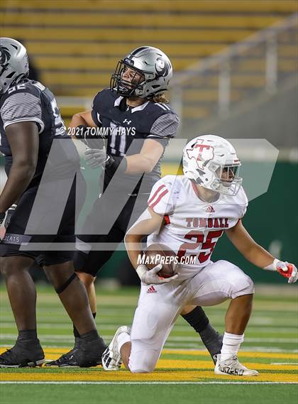 Thumbnail 2 in Guyer vs. Tomball (UIL 6A DII Semifinal) photogallery.