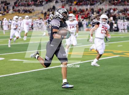 Thumbnail 3 in Guyer vs. Tomball (UIL 6A DII Semifinal) photogallery.