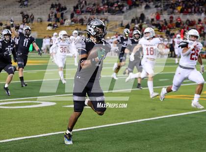 Thumbnail 2 in Guyer vs. Tomball (UIL 6A DII Semifinal) photogallery.