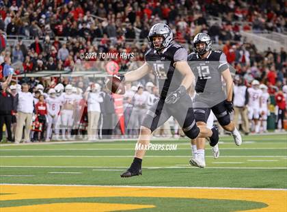 Thumbnail 2 in Guyer vs. Tomball (UIL 6A DII Semifinal) photogallery.