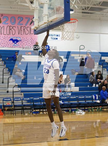 Thumbnail 2 in Katy Taylor vs Cinco Ranch photogallery.