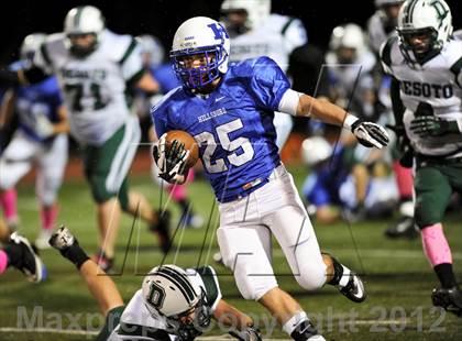 Thumbnail 1 in DeSoto @ Hillsboro (MSHSAA District Playoff) photogallery.