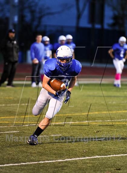 Thumbnail 2 in DeSoto @ Hillsboro (MSHSAA District Playoff) photogallery.