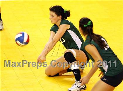 Thumbnail 1 in Long Beach Poly vs. Palo Alto (CIF D1 State Final) photogallery.