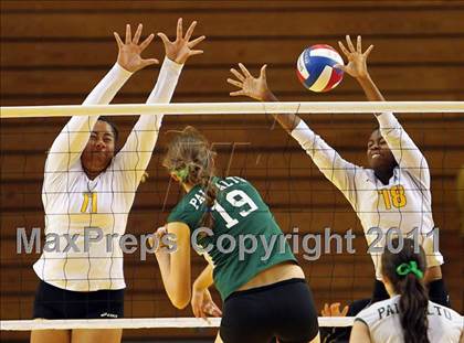 Thumbnail 2 in Long Beach Poly vs. Palo Alto (CIF D1 State Final) photogallery.