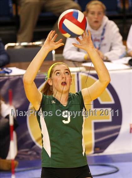 Thumbnail 3 in Long Beach Poly vs. Palo Alto (CIF D1 State Final) photogallery.