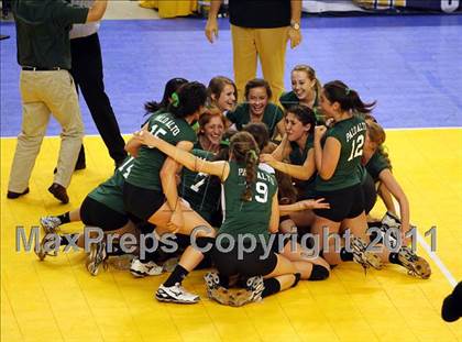 Thumbnail 2 in Long Beach Poly vs. Palo Alto (CIF D1 State Final) photogallery.