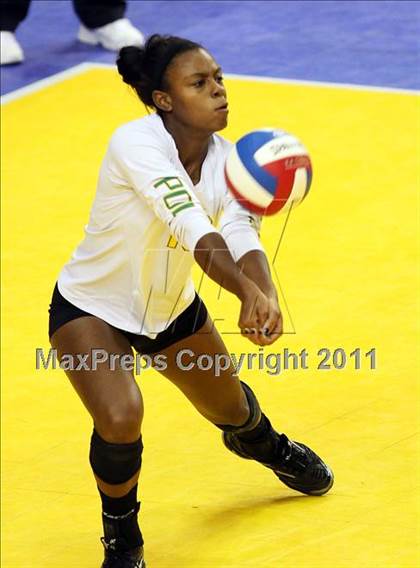 Thumbnail 2 in Long Beach Poly vs. Palo Alto (CIF D1 State Final) photogallery.