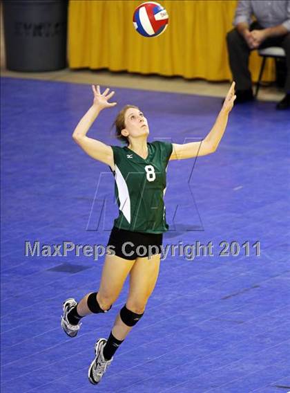 Thumbnail 3 in Long Beach Poly vs. Palo Alto (CIF D1 State Final) photogallery.