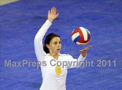 Thumbnail 1 in Long Beach Poly vs. Palo Alto (CIF D1 State Final) photogallery.