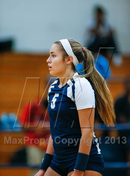 Thumbnail 2 in Flower Mound vs Rowlett (Arlington Invitational Tournament) photogallery.