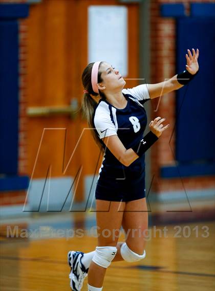 Thumbnail 2 in Flower Mound vs Rowlett (Arlington Invitational Tournament) photogallery.
