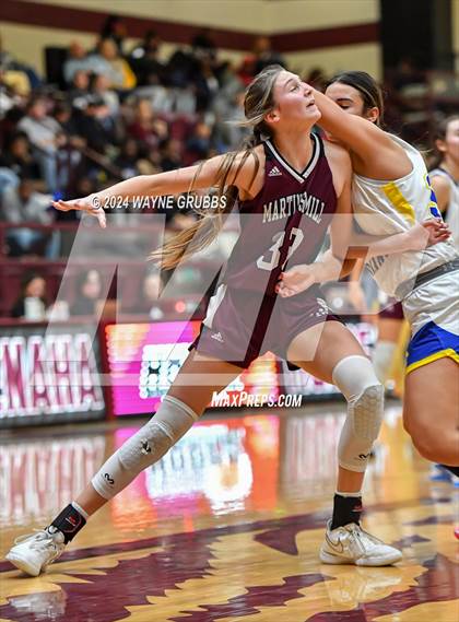 Thumbnail 2 in Martins Mill vs. Lipan (Holiday Hoops Tournament) photogallery.