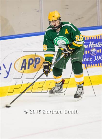 Thumbnail 3 in West Seneca East vs. Lewiston-Porter photogallery.
