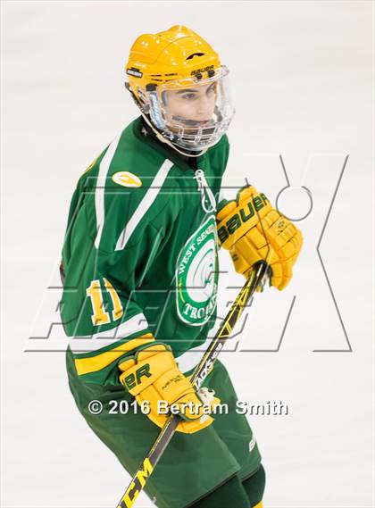 Thumbnail 1 in West Seneca East vs. Lewiston-Porter photogallery.