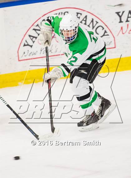 Thumbnail 1 in West Seneca East vs. Lewiston-Porter photogallery.