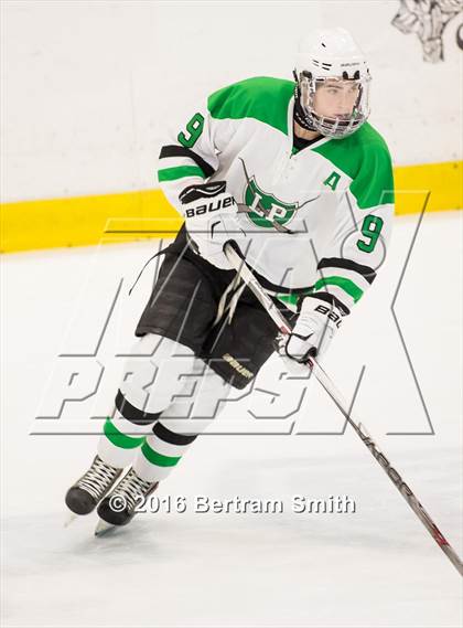 Thumbnail 3 in West Seneca East vs. Lewiston-Porter photogallery.