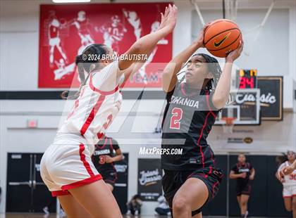 Thumbnail 1 in 'Iolani vs Etiwanda (Iolani Classic) photogallery.