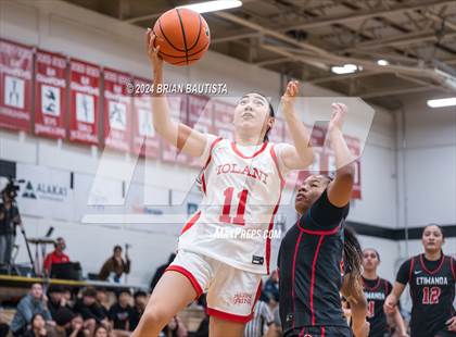 Thumbnail 1 in 'Iolani vs Etiwanda (Iolani Classic) photogallery.