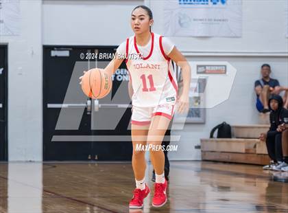 Thumbnail 1 in 'Iolani vs Etiwanda (Iolani Classic) photogallery.