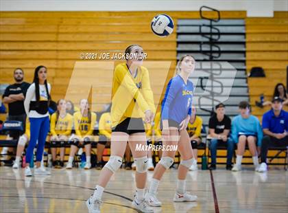 Thumbnail 2 in Cienega vs. Marana photogallery.