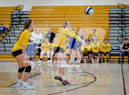 Thumbnail 3 in Cienega vs. Marana photogallery.