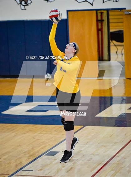 Thumbnail 2 in Cienega vs. Marana photogallery.