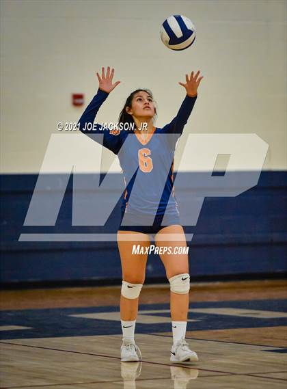Thumbnail 2 in Cienega vs. Marana photogallery.