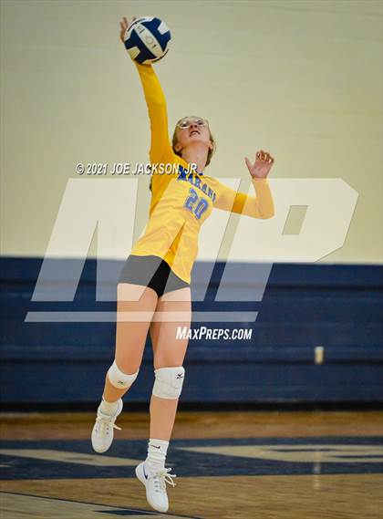 Thumbnail 2 in Cienega vs. Marana photogallery.