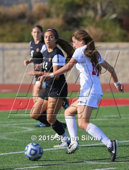 Thumbnail 1 in Oaks Christian vs. Cathedral Catholic (CIF D3 SoCal Regional Final) photogallery.